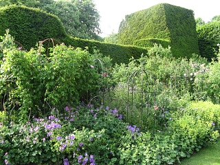 Clinton Lodge Garden