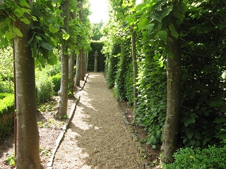Clinton Lodge Garden