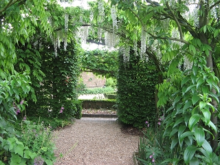 Clinton Lodge Garden