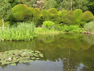 Doddington Place Garden England